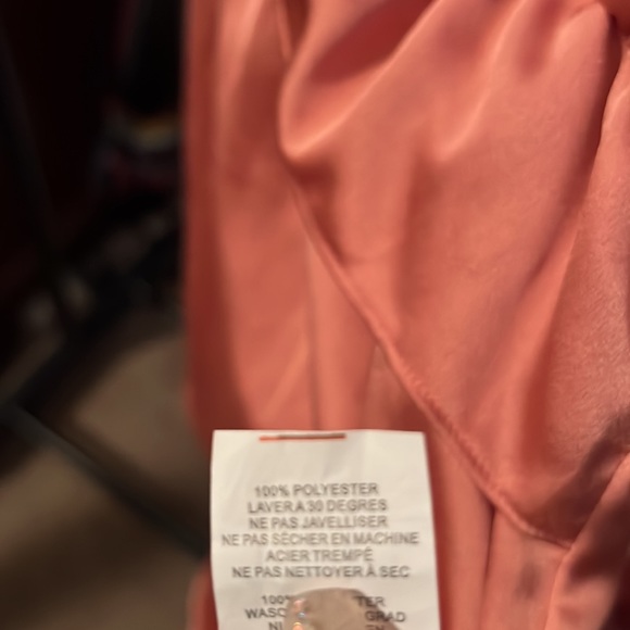 Pretty little thing polyester rose gold dress - Picture 4 of 5